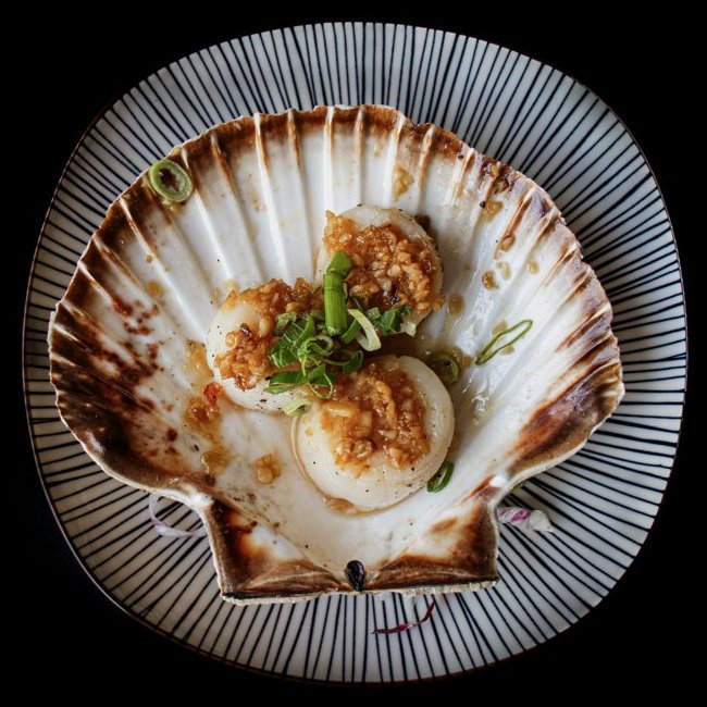 Sint Jacobschelp van Yumi Sushi & Grill in Brunssum